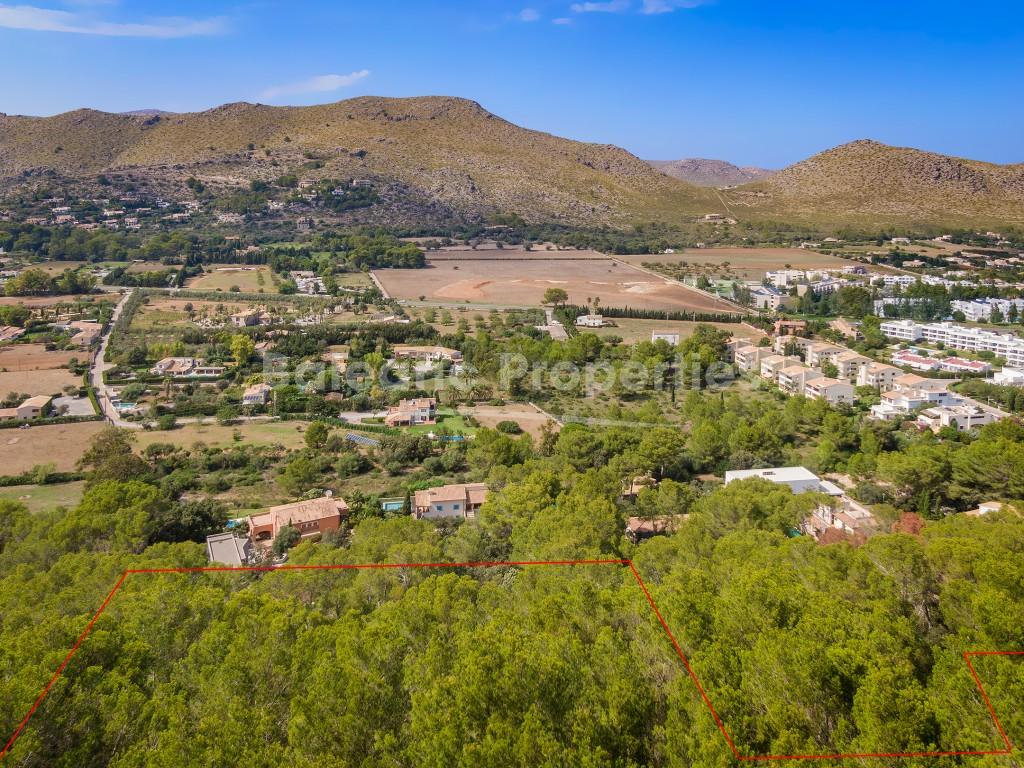 Large plot for sale in a prestigious area of Puerto Pollensa, Mallorca