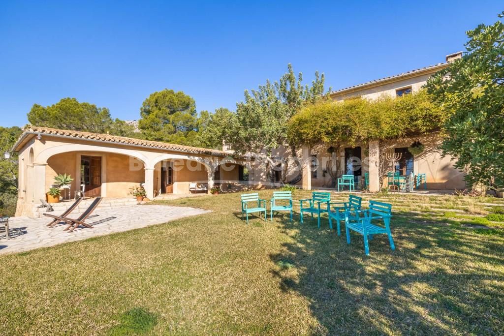 Hillside finca on a large plot with guest house for sale in Andratx, Mallorca