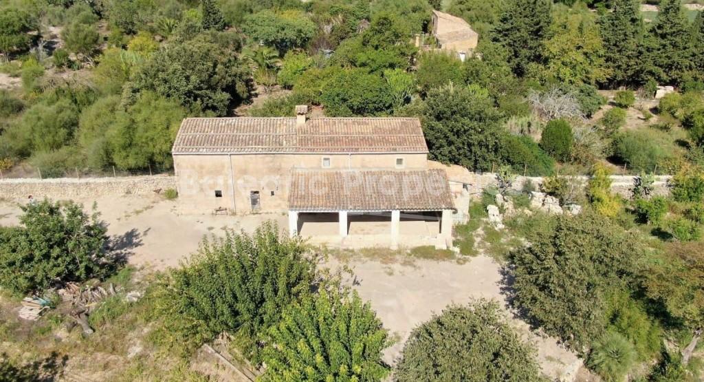 Finca with a wonderful reform project for sale in Acludia, Mallorca