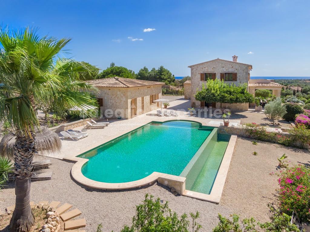 Beautiful finca with holiday license for sale close to Cala Murada, Mallorca