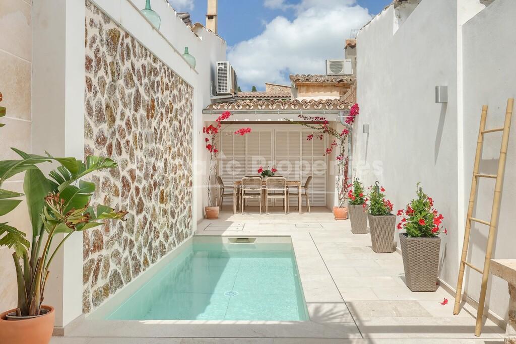 Beeindruckendes Dorfhaus kaufen in der Altstadt von Pollensa, Nord-Mallorca