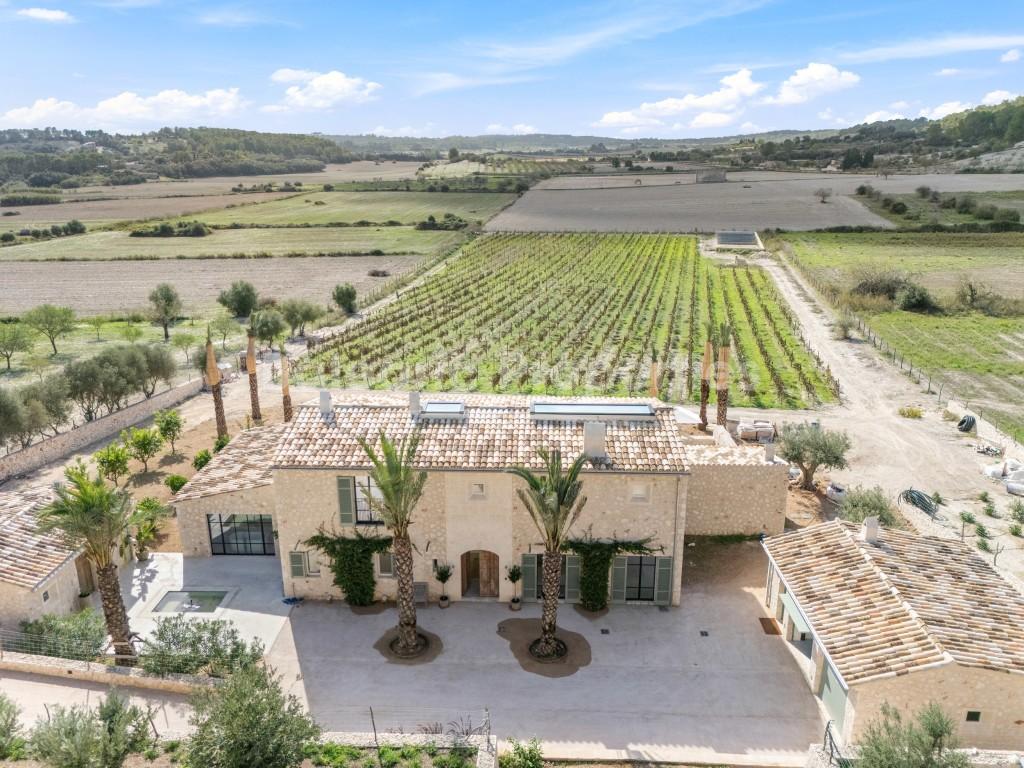 Unique finca for sale with vineyard in Montuiri, Mallorca
