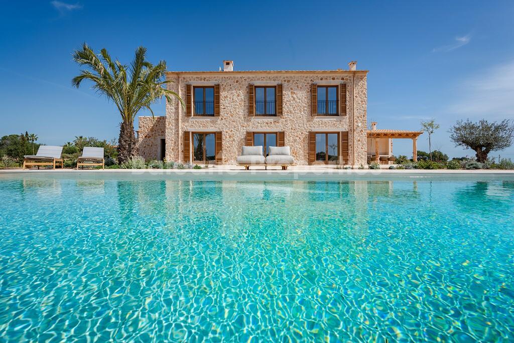 Stately finca for sale close to the Mondragó nature park in Santanyí, southeast Mallorca