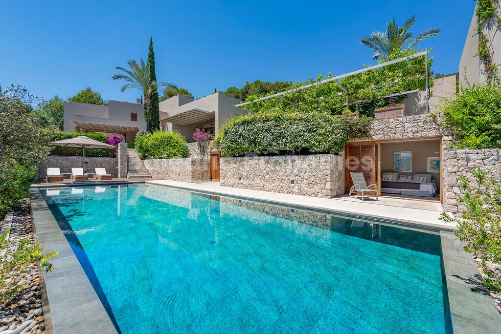Exceptional front line golf villa for sale in Pollensa, North Mallorca