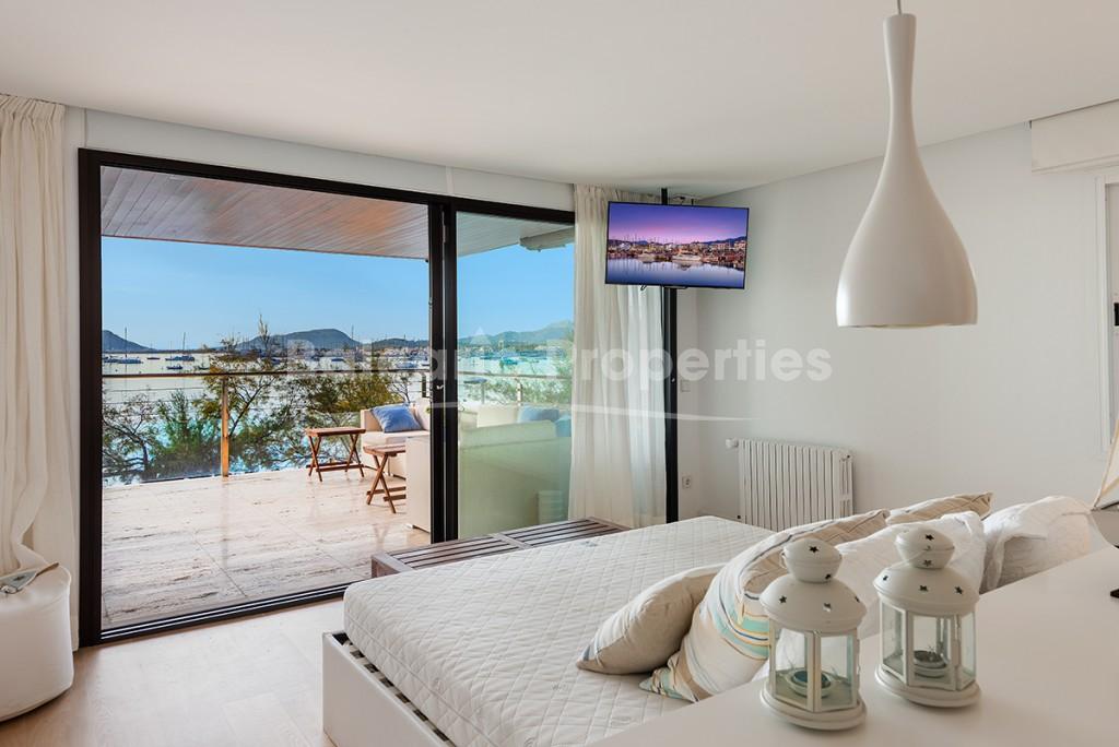 Seafront apartment for sale on the Pine Walk in Puerto Pollensa, Mallorca