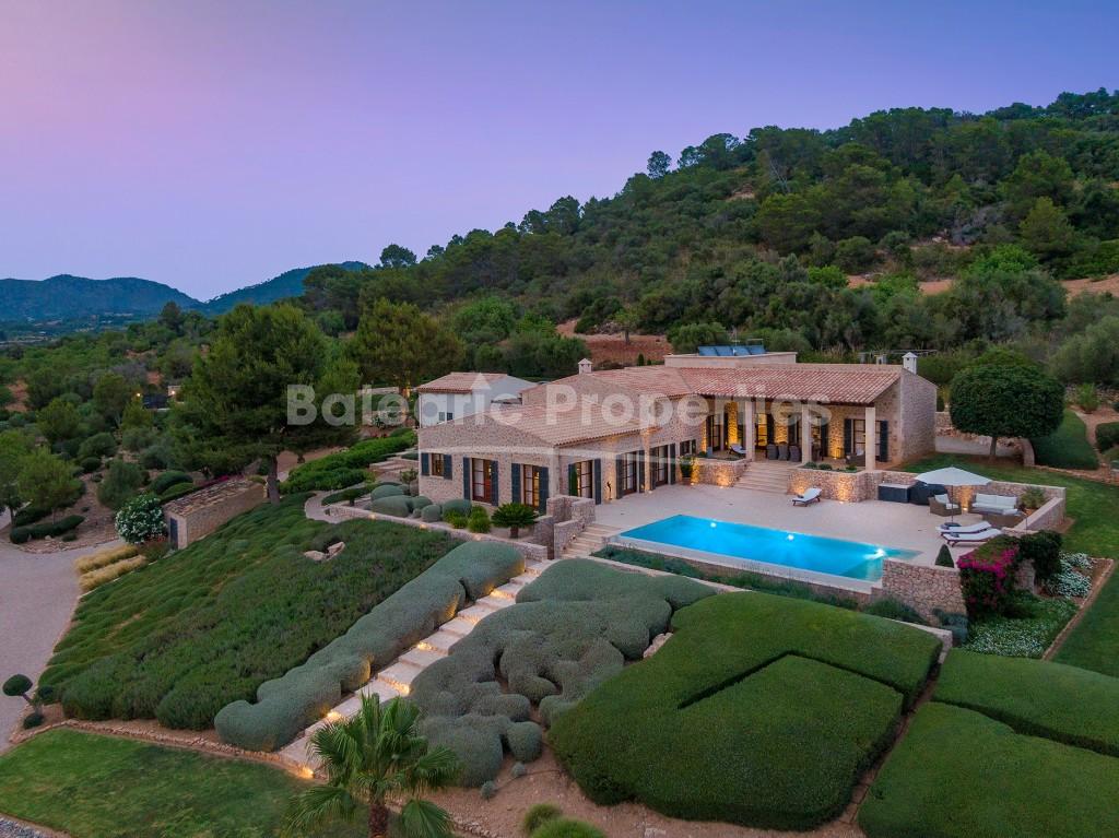 Luxury finca with immaculate gardens for sale near Artà, Mallorca