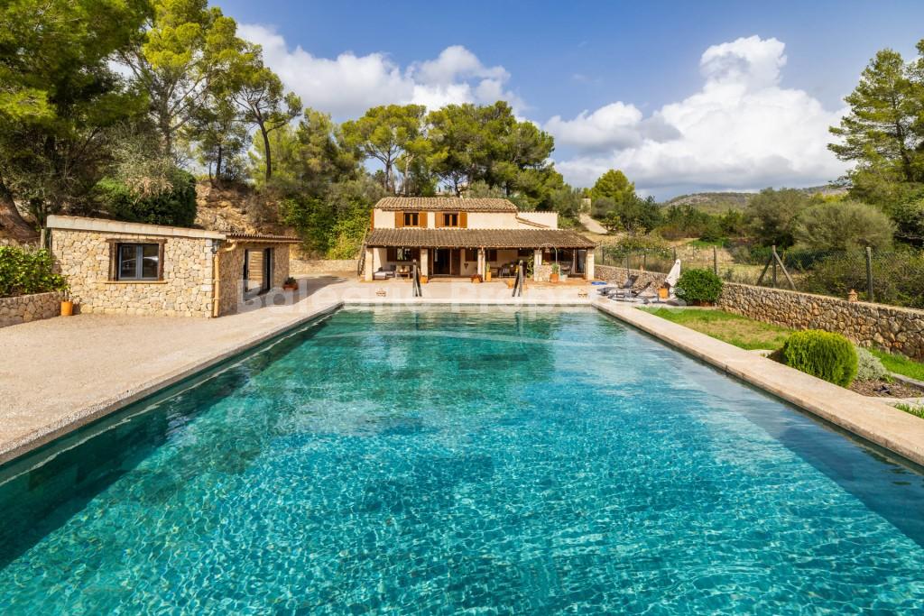 Charming country home with magnificent pool and guest house for sale in Calvia, Mallorca
