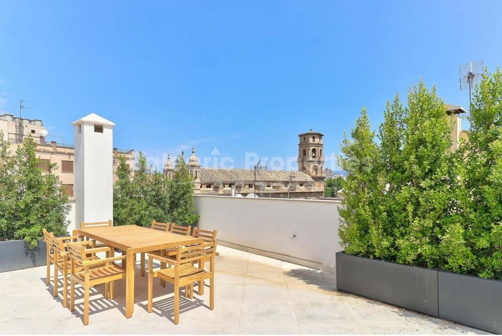 Luxury duplex penthouse with unbeatable views for sale in Palma de Mallorca
