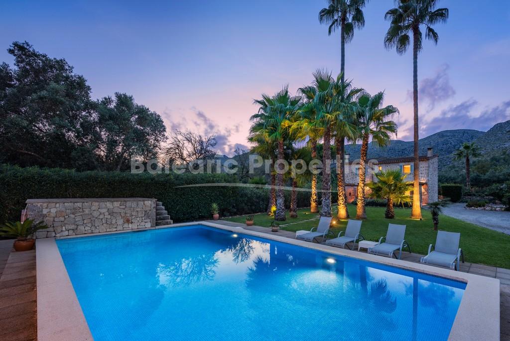 Renovated country house with holiday rental license for sale in Pollensa, Mallorca