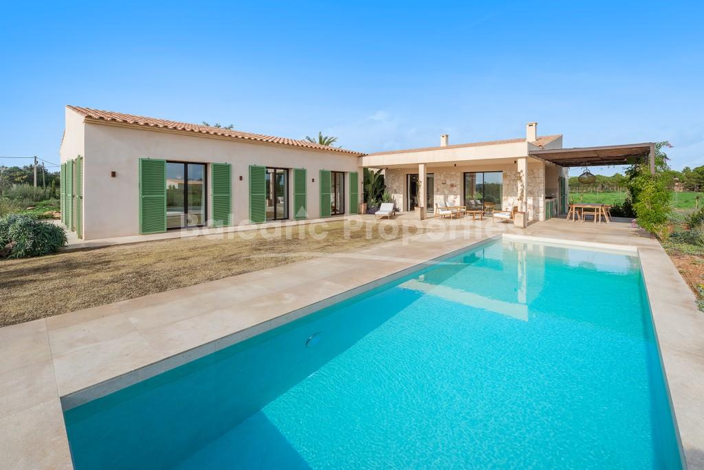 Newly built finca with mountain views for sale in Sa Ràpita, Mallorca