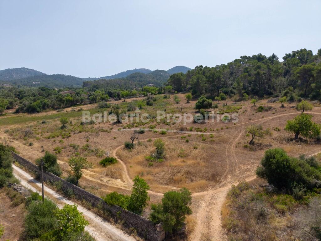 Plot with project and building license for sale between Felanitx and Cas Concos, Southeast Mallorca