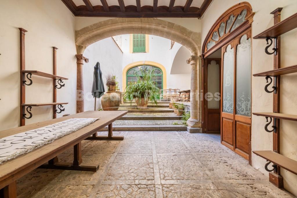 Historic manor house to renovate for sale in the centre of Sóller, Mallorca