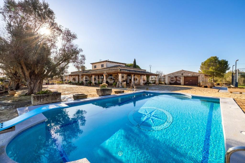 Charming finca with tennis court for sale in Santa Margalida, Mallorca