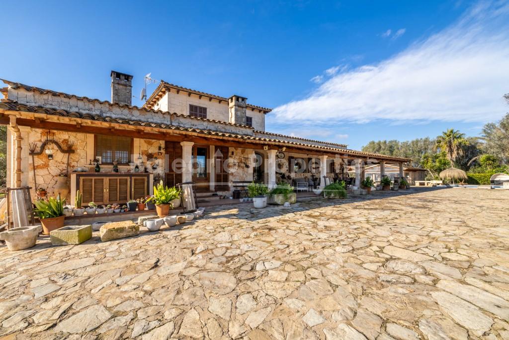 Charming finca with tennis court for sale in Santa Margalida, Mallorca