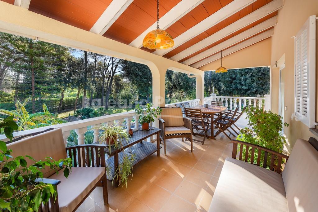A traditional villa for sale on a large residential plot near Pollensa, Mallorca