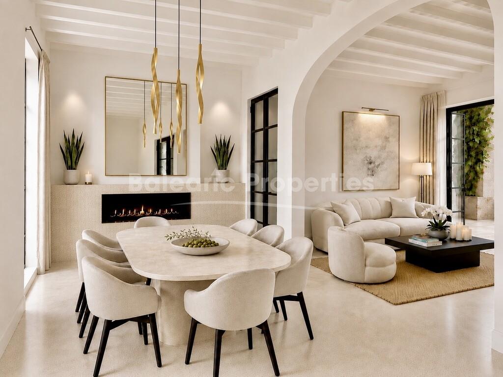 Manor house to be renovated with holiday license for sale in the heart of Palma old town, Mallorca