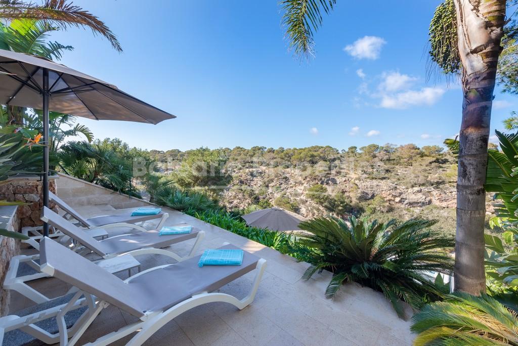Frontline villa with holiday license for sale in Cala Pi, Mallorca