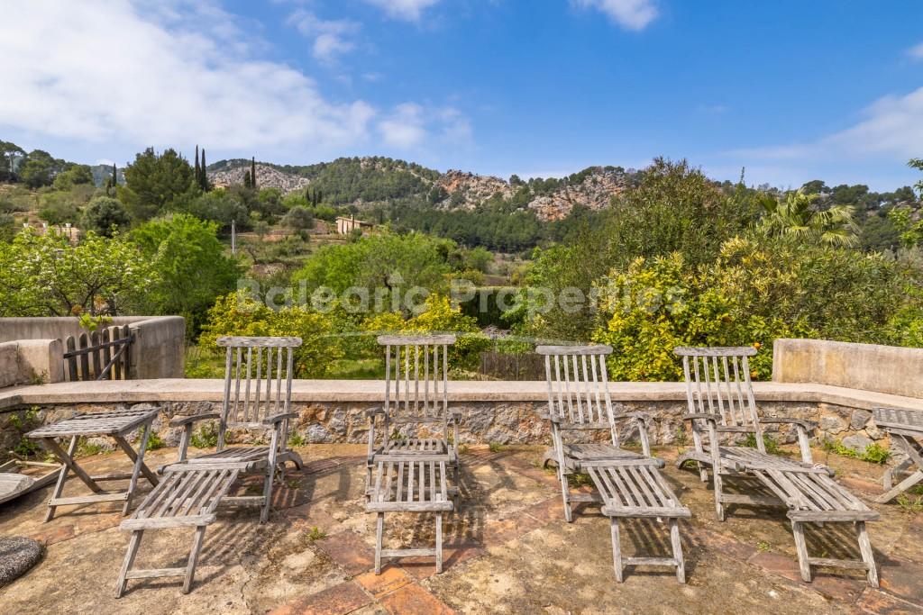 Country home with fabulous views for sale on the outskirts of of Sóller, Mallorca