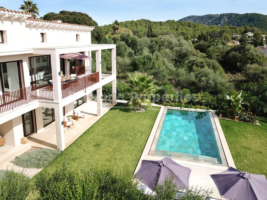 Immaculate villa for sale, close to Pollensa in the north of Mallorca