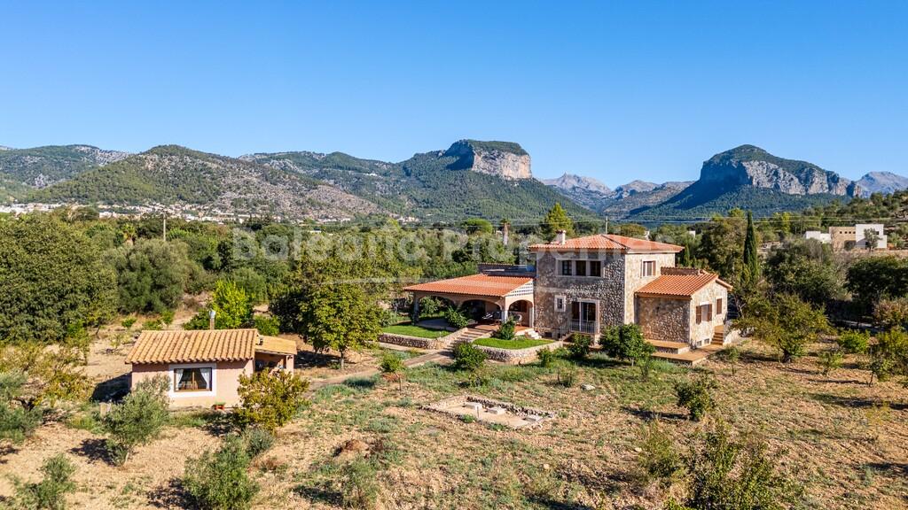 Finca mit Bergblick kaufen in Alaró, Zentral-Mallorca