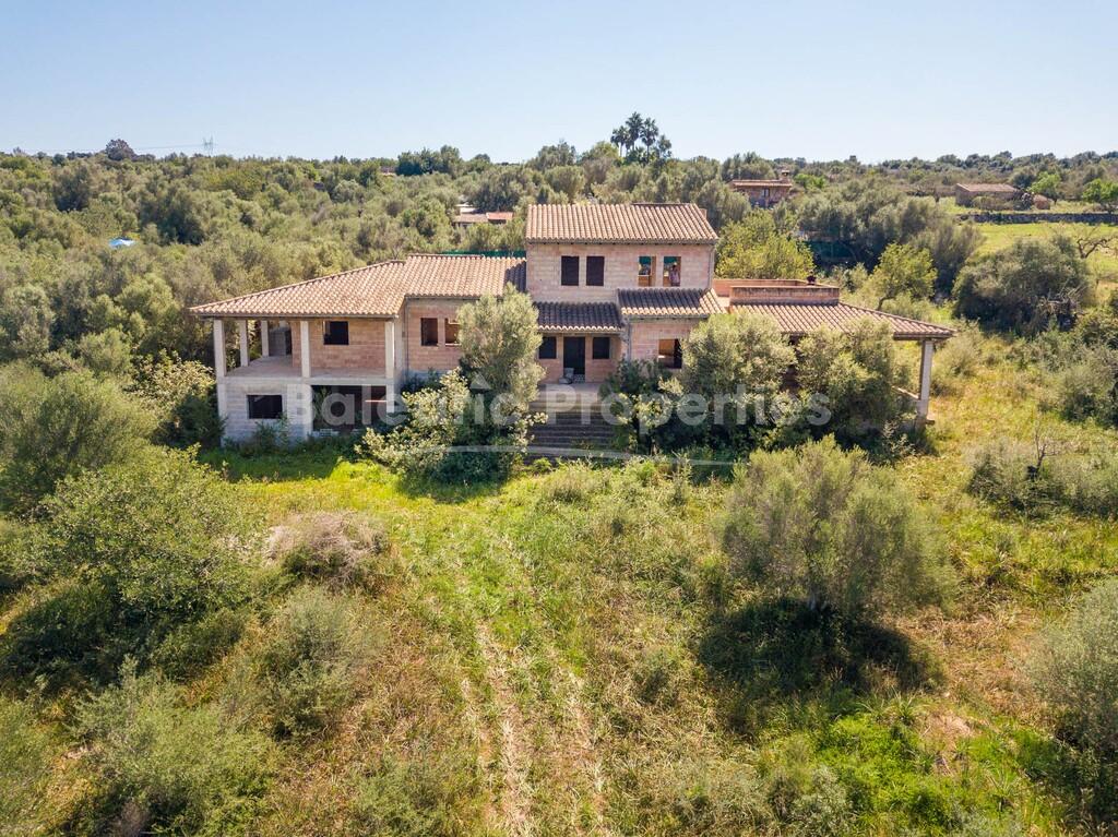Large countryside plot with panoramic views for sale in Llubí, central Mallorca
