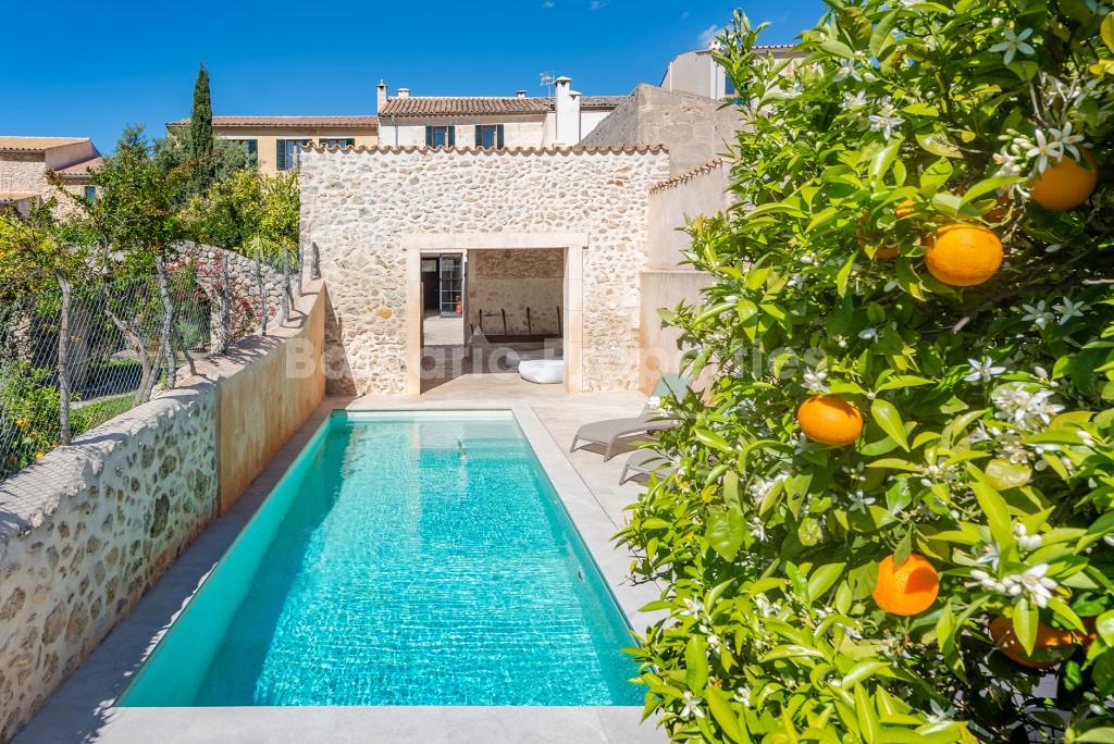 Reformada casa de pueblo a la venta en el encantador Campanet, Mallorca Norte