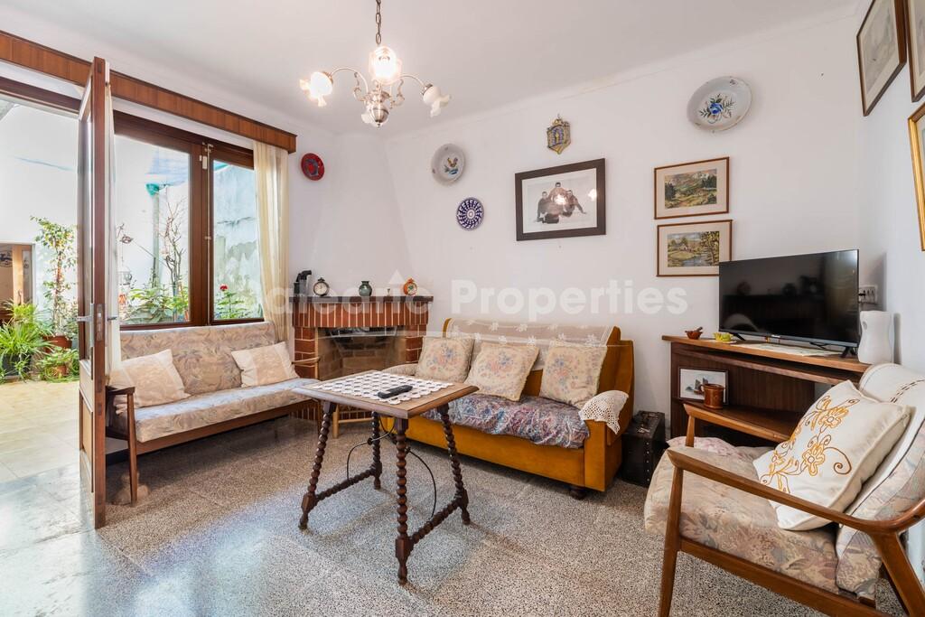 Village house for sale with loads of potential in central Pollensa, north Mallorca