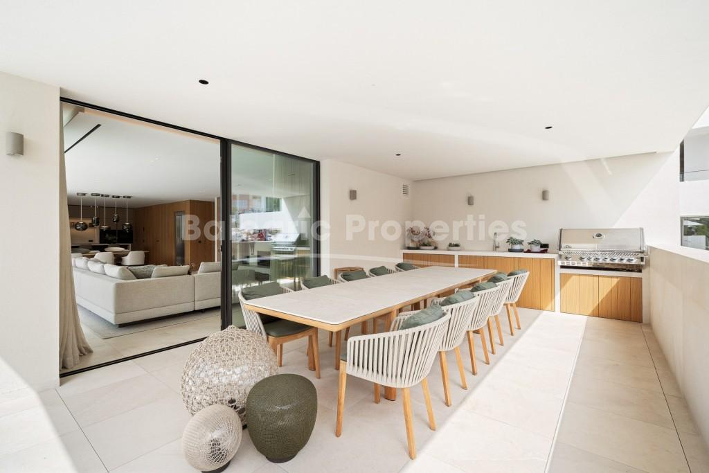 Villa moderna con vistas al mar en venta en Portals Nous, suroeste de Mallorca