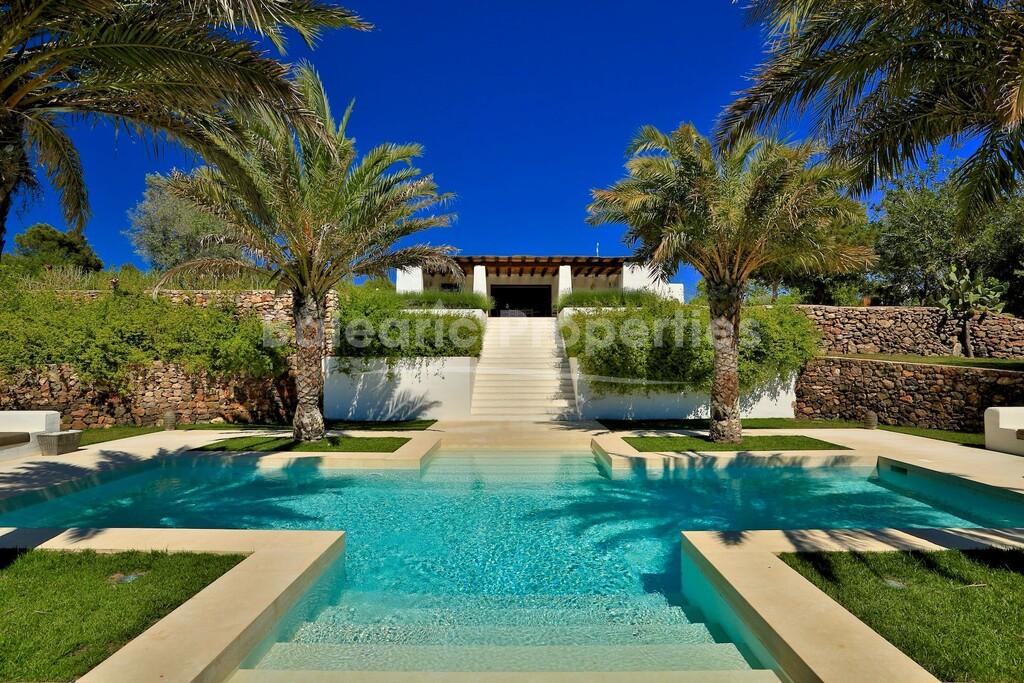 Authentic Blakstad finca with tourist rental licence for sale in Santa Gertrudis, Ibiza