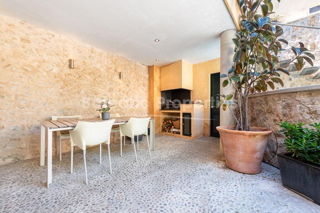 Charming town house with pool for sale in Pollensa Old Town, North Mallorca