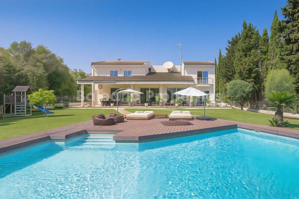 Expansive villa with rental license for sale near Pollensa, North Mallorca