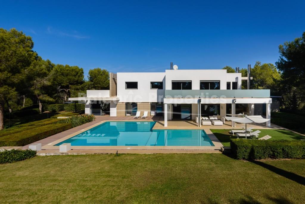 Villa with tourist licence for sale near the beach in Santa Eulalia, Ibiza