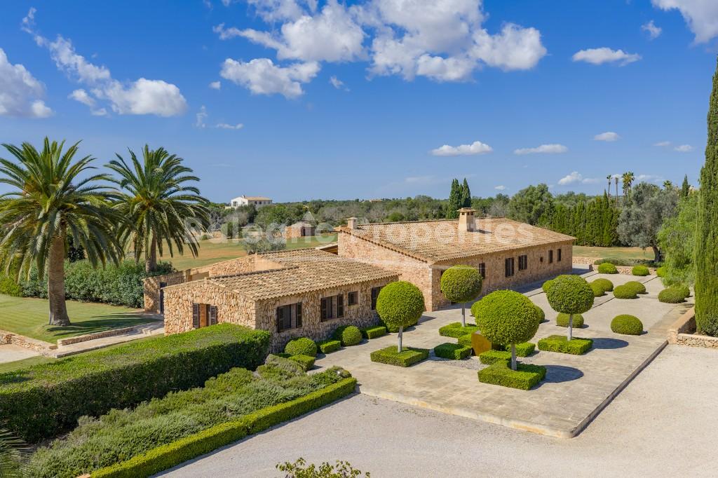 Charming and spacious finca with privacy for sale in Santanyi, Southeast Mallorca