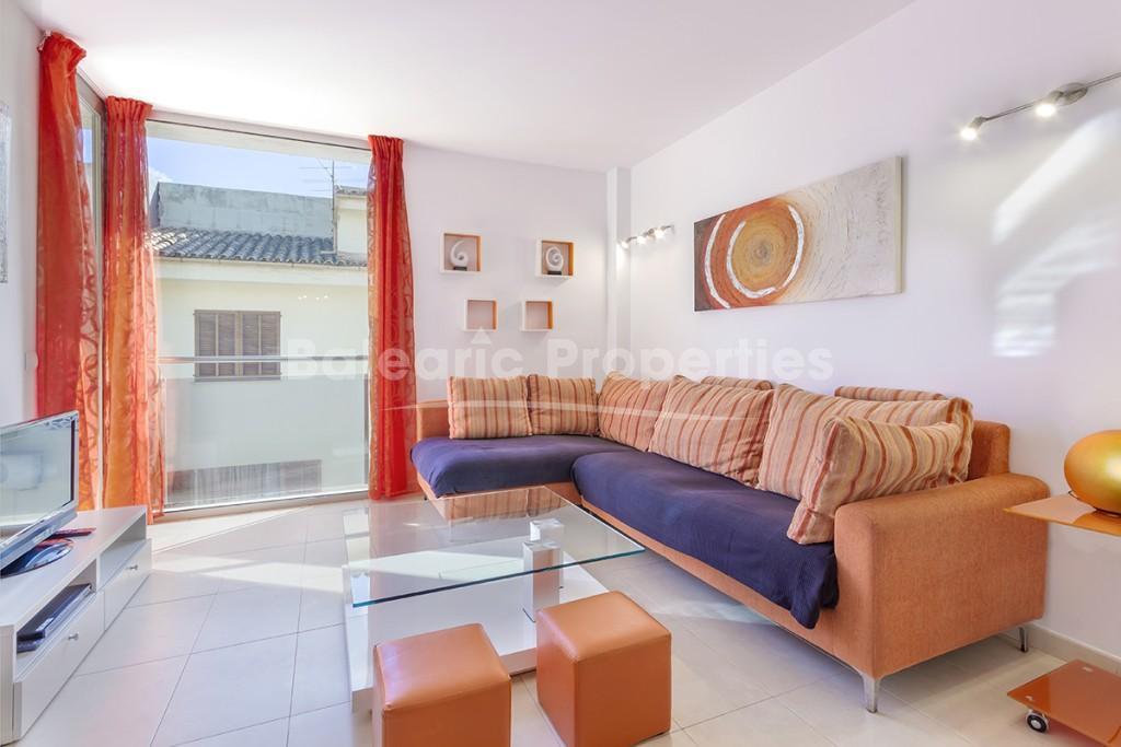 Un único apartamento en el último piso en venta en el casco antiguo de Pollensa, Mallorca