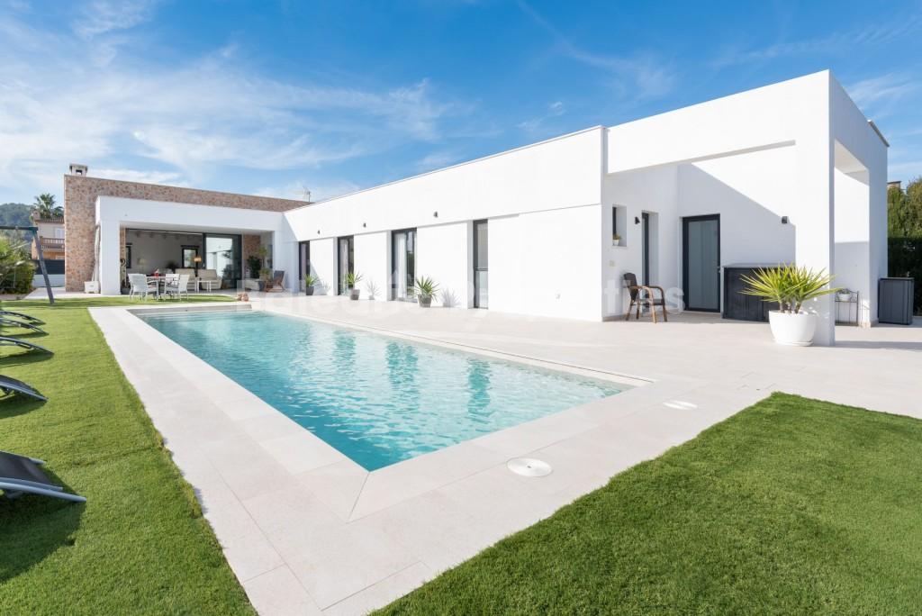 Preciosa villa con piscina en venta en Crestatx, Pollensa, norte de Mallorca