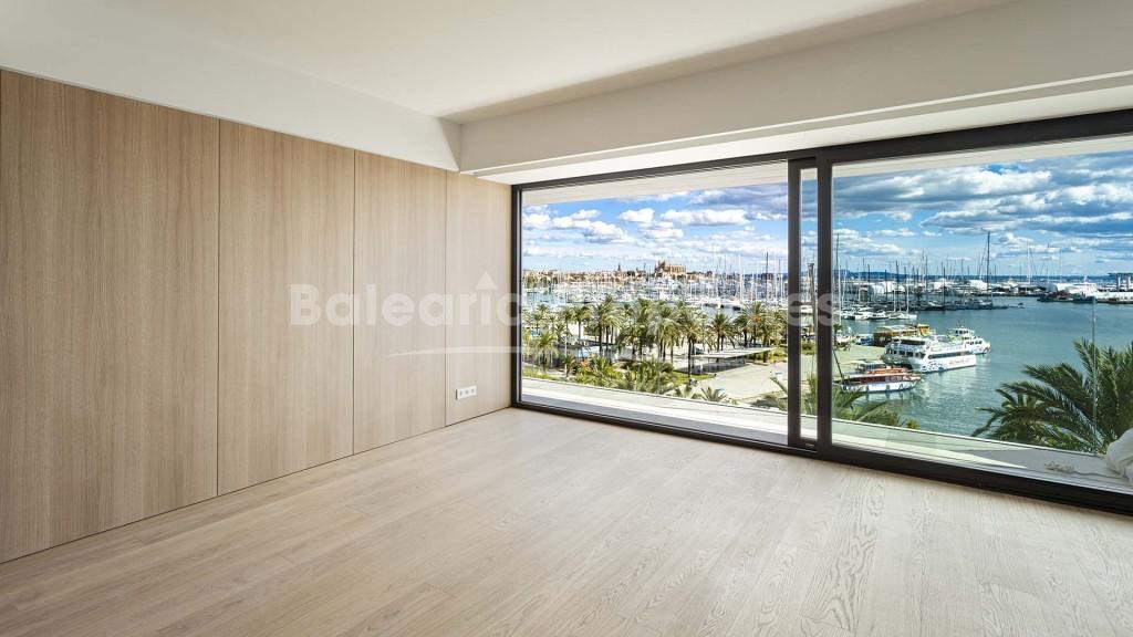 Frontline apartment for sale in Palma, Mallorca