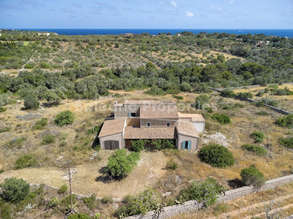 Finca sin terminar en venta cerca de Cala Llombards, sureste de Mallorca