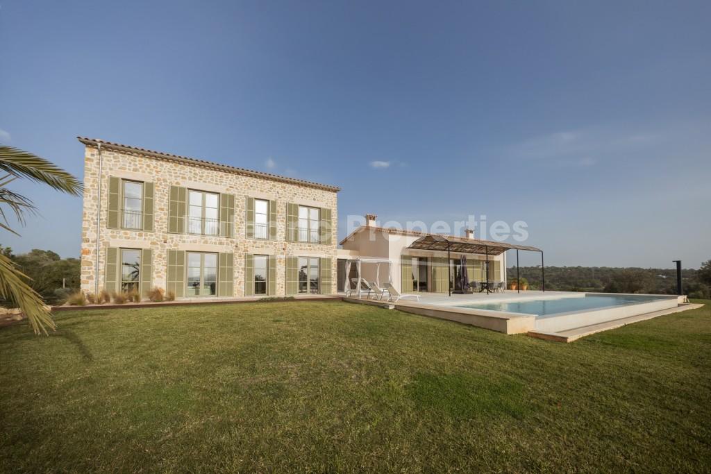 Luxury estate with panoramic views and absolute privacy for sale in Porreres, Central Mallorca