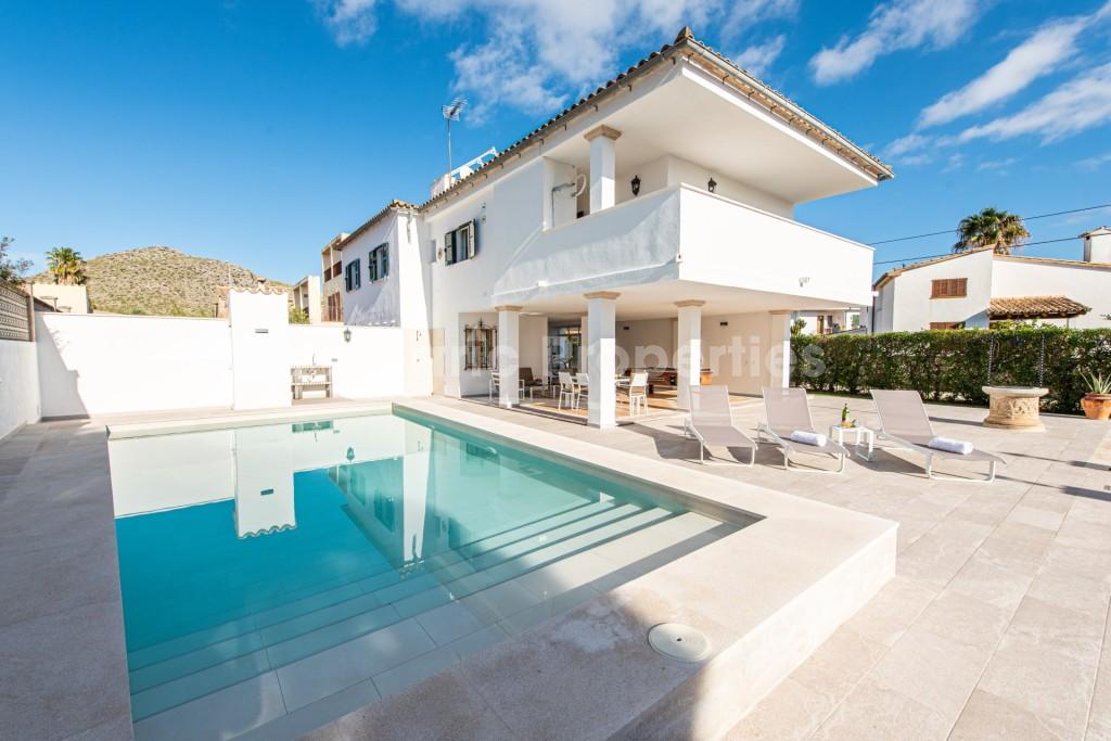 Charming holiday rental villa for sale in Puerto Pollensa, North Mallorca