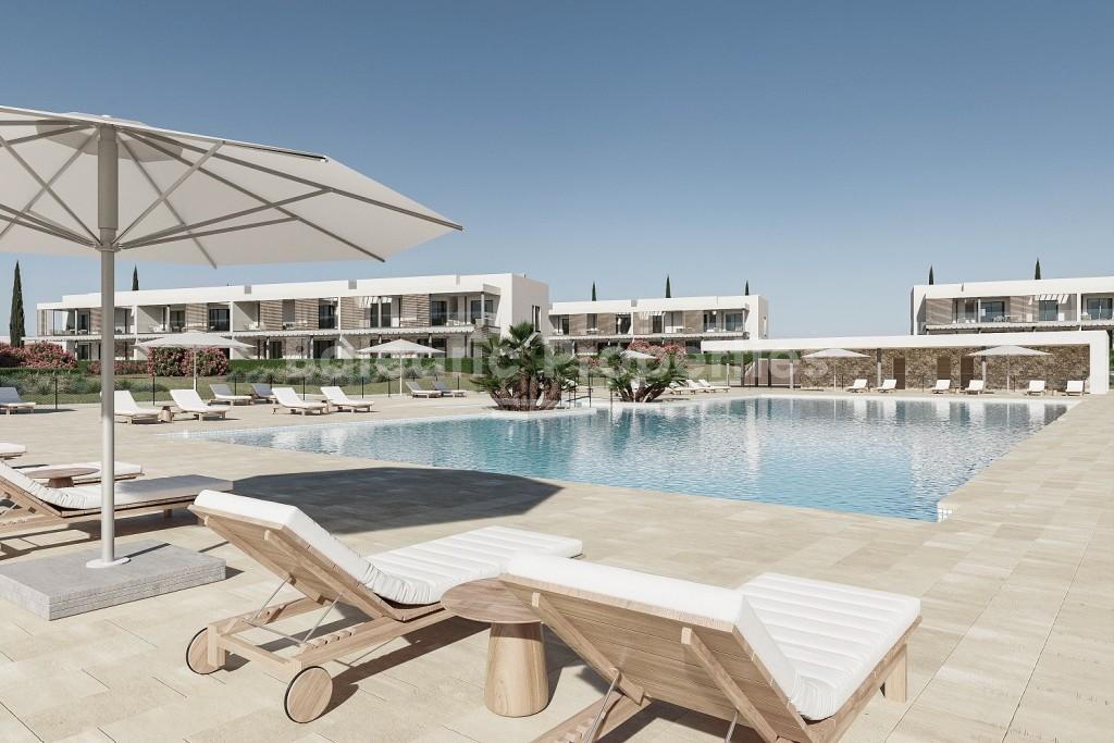 Ausgezeichnetes Neubau-Penthouse mit Dachterrasse kaufen in Es Trenc, Mallorca
