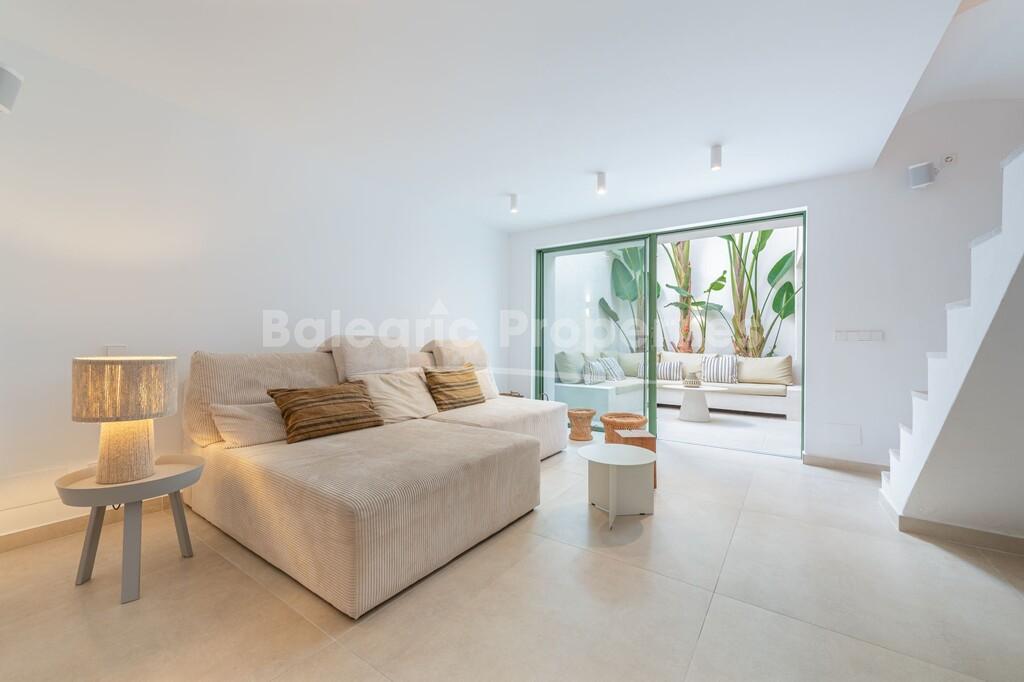 Hermosa casa de pueblo con terraza en la azotea en venta en Alcúdia, Norte de Mallorca