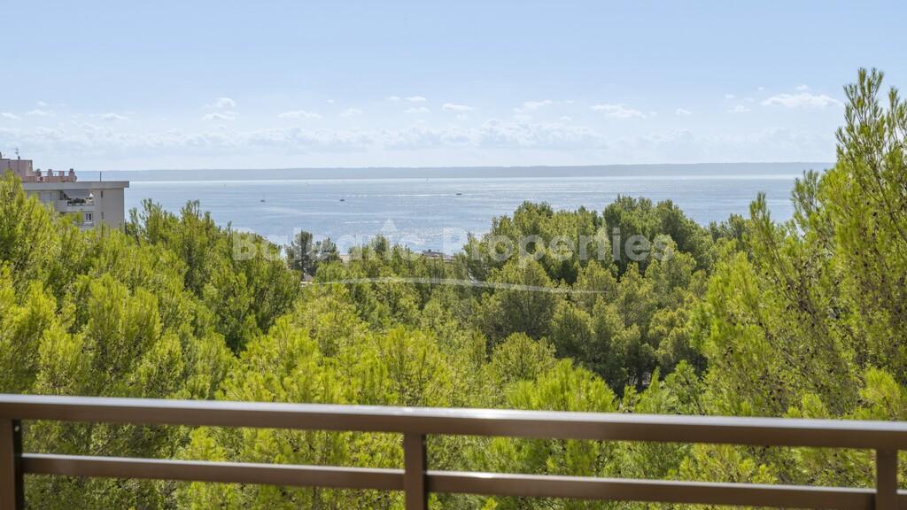 Elegante ático con vistas al mar en Cas Catala, suroeste de Mallorca