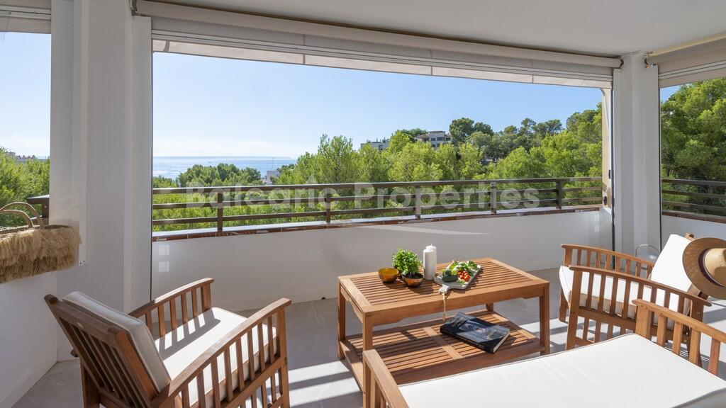 Elegante ático con vistas al mar en Cas Catala, suroeste de Mallorca