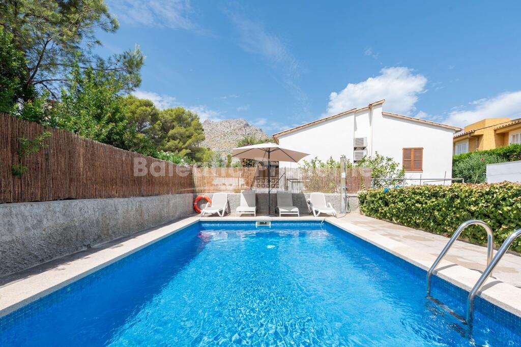 Anlagevilla mit Ferienmietlizenz kaufen in Cala San Vicente, Nord-Mallorca