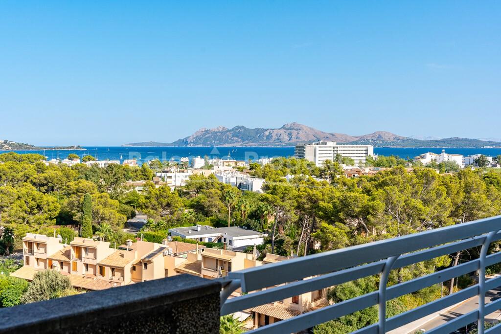 Unique sea-view penthouse for sale in Puerto Pollensa, North Mallorca