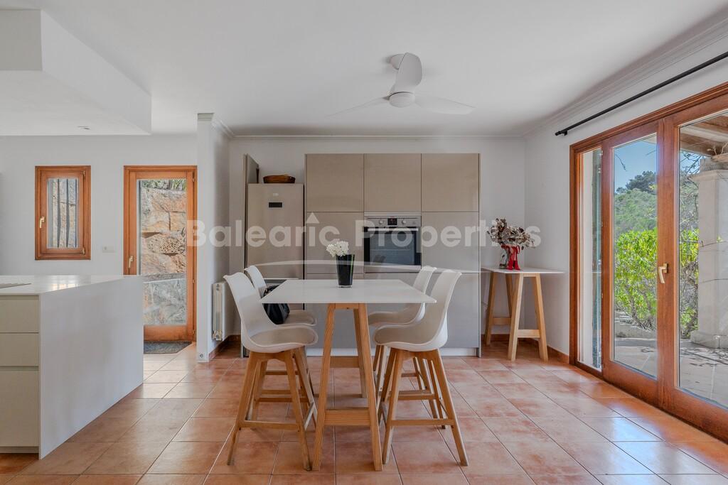 Hermosa casa adosada en venta en el pueblo de Portals Nous, suroeste de Mallorca