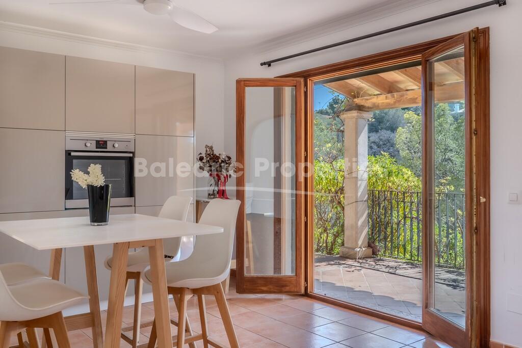 Hermosa casa adosada en venta en el pueblo de Portals Nous, suroeste de Mallorca