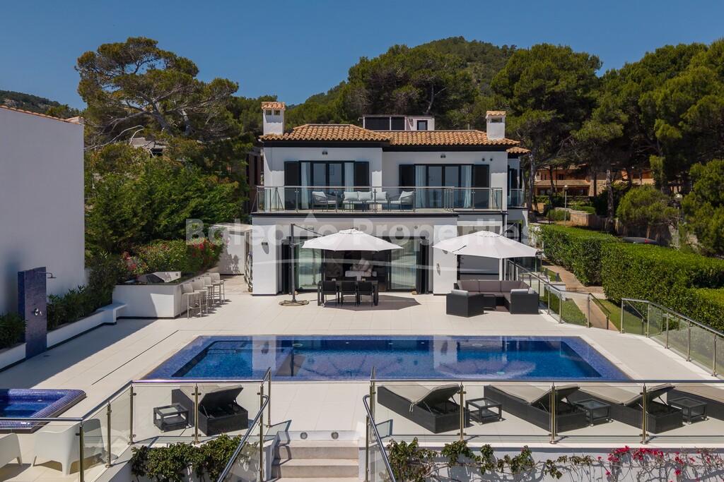 Frontline sea view villa for sale in Cala Ratjada, Northeast Mallorca