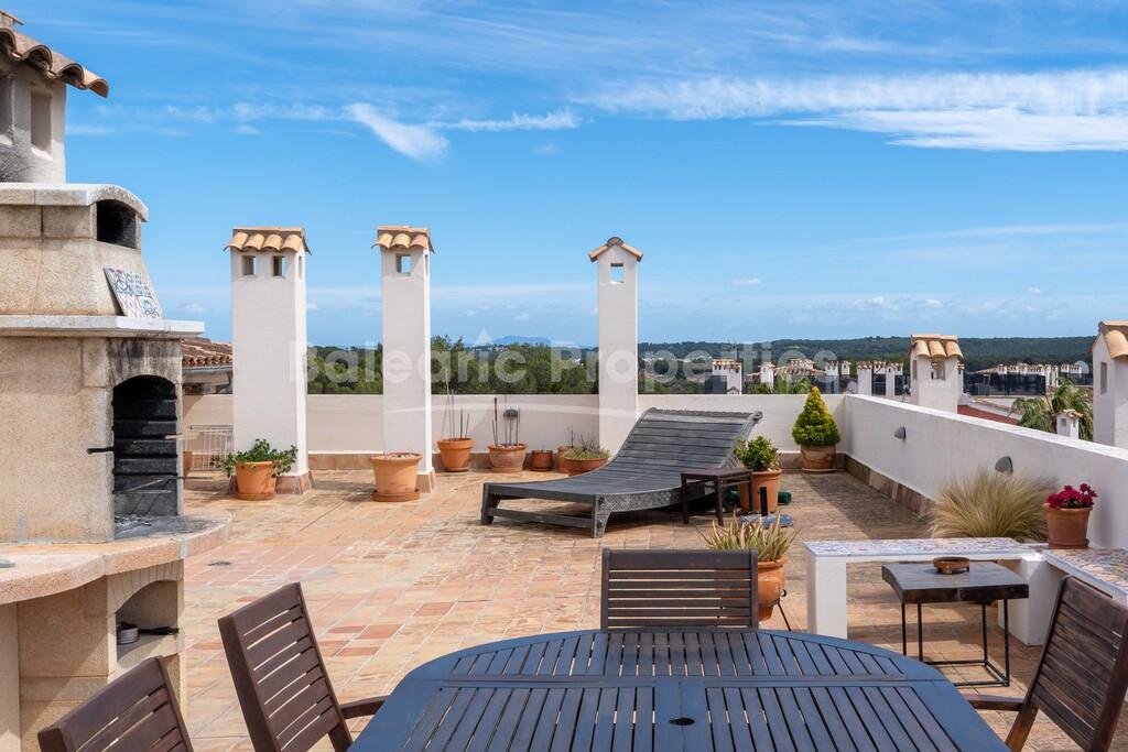 Penthouse with excellent facilities for sale in Santa Ponsa, Southwest Mallorca