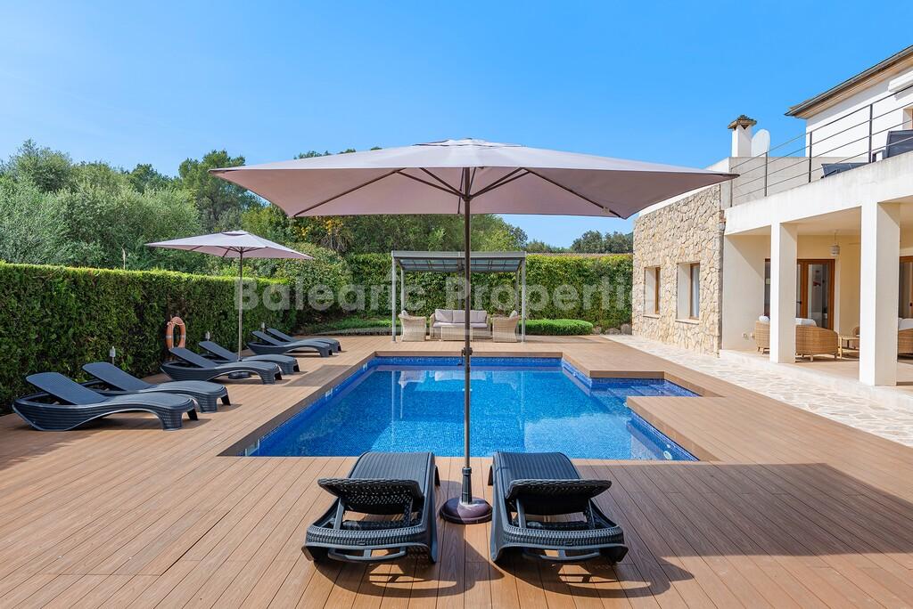 Mediterranean villa with rental license for sale near Pollensa, North Mallorca